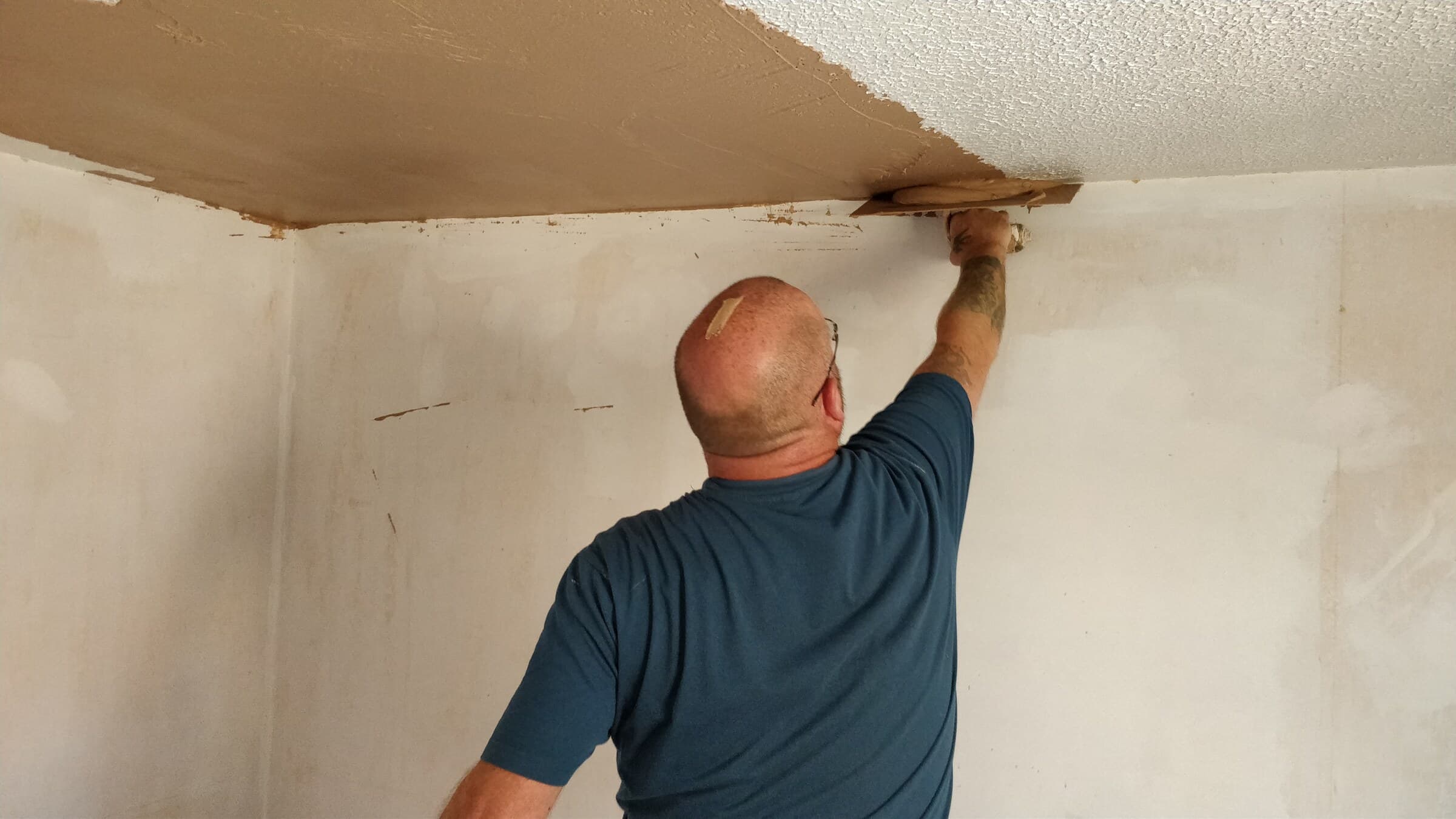 Surface Preparation & Priming project by BGDecorators